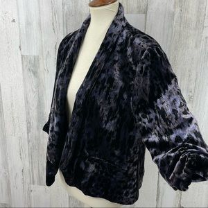 Express Women’s Black Purple Animal Print Cush‎ Velvet Velour Open Front Jacket